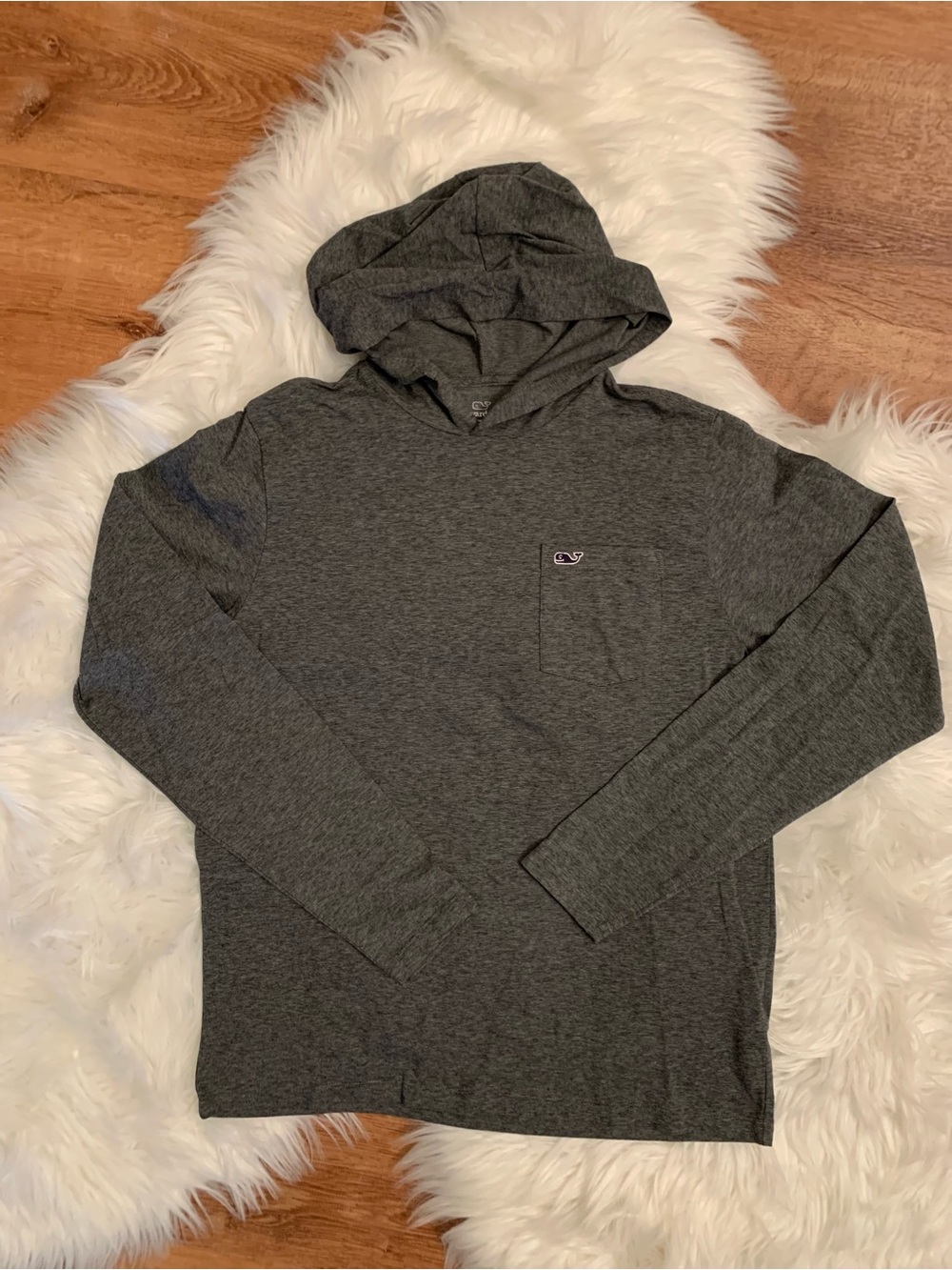 Vineyard Vines Teens XL Edgartown T-Shirt Long Sleeve Hooded Chest Pocket Whale